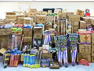 Sharjah Police seize 18,670 illegal fireworks