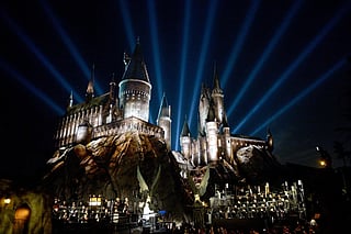 Warner Bros. World Abu Dhabi will be getting not only a Hogwarts Castle, but also a reconstruction of Diagon Alley 