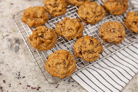 Ramadan Bites & Delights: Whip up soft and comforting date and oatmeal cookies