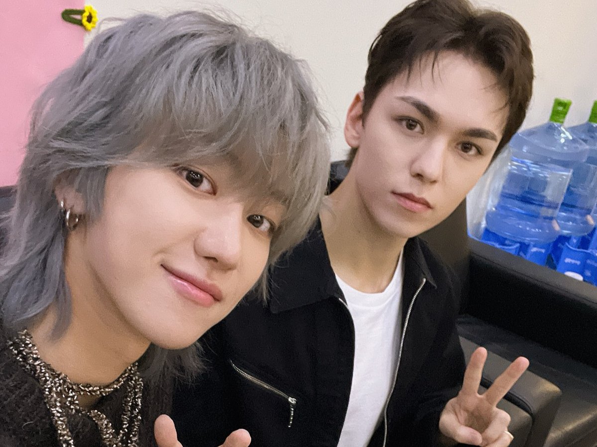 The8 (Left) and Vernon (Right) of SEVENTEEN 