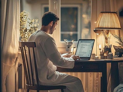 Fraudsters lure victims with promises of quick online earnings.