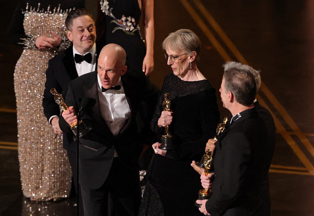 Gary A. Rizzo, Gareth John, Gwendolyn Yates Whittle, Al Nelson, and Juan Peralta accept the Sound award for "F1: The Movie" onstage during the 98th Oscars at Dolby Theatre on March 15, 2026 in Hollywood, California.
