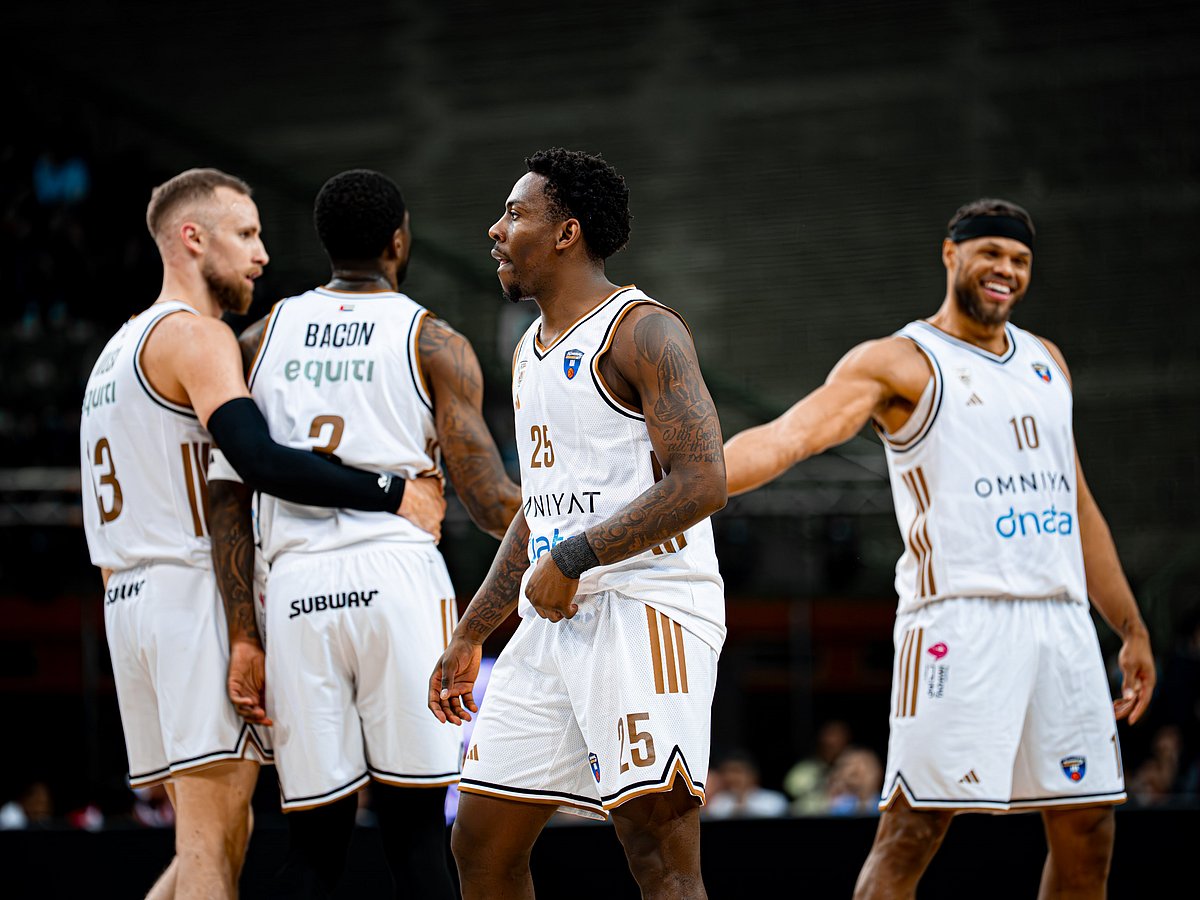 Dubai Basketball put on a show against Crvena Zvezda in the ABA League