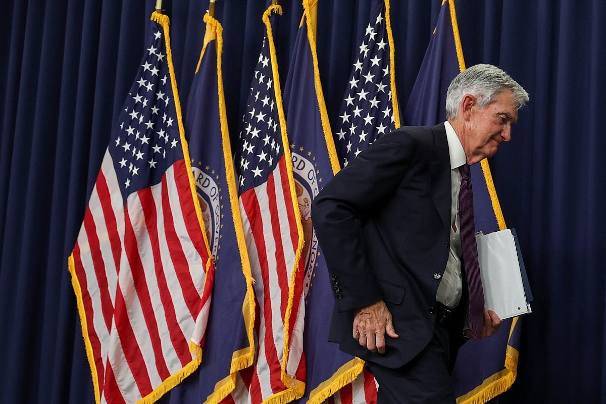 US interest rates unchanged at Fed meeting, likely Powell's last as chair