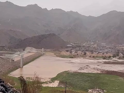 The incident comes amid ongoing flash floods that have affected several regions