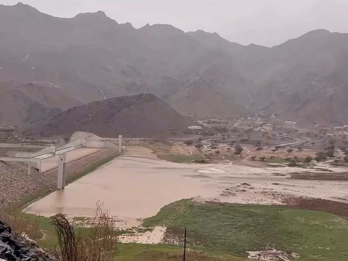 The incident comes amid ongoing flash floods that have affected several regions