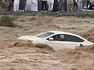 Motorist rescued after car swept by flash floods in Fujairah