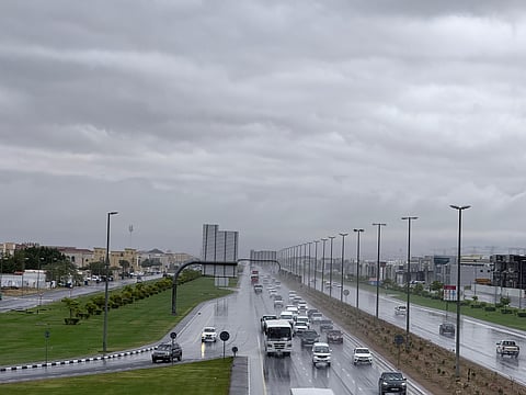 Heavy rain on Sharjah’s Maleha Road; motorists urged to stay cautious