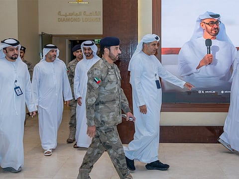 Major General Ahmed Saif bin Zaitoon Al Muhairi tours the Emergencies, Crises and Disasters Management Centre in Abu Dhabi.