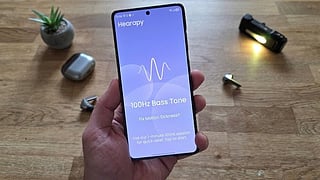 Hearapy works without needing you to look at anything, making it a far more practical, eyes-free option when you’re on the move.