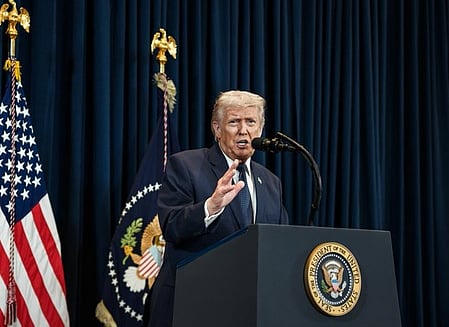 US President Donad Trump threatens major strikes on Iran if Tehran fails to go back to the negotiating table.