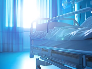Mum suffers burns while giving birth in Prague hospital