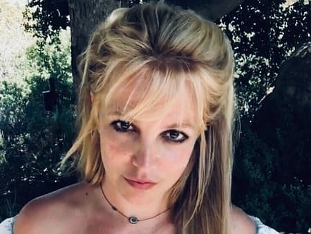 After DUI arrest, Britney Spears voluntarily checks into rehab