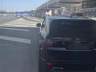  Dubai Police seize car after dangerous stunts in Marina 