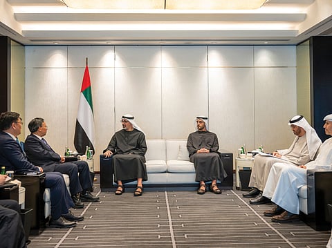 Crown Prince of Abu Dhabi meets with chairmen of leading Chinese companies
