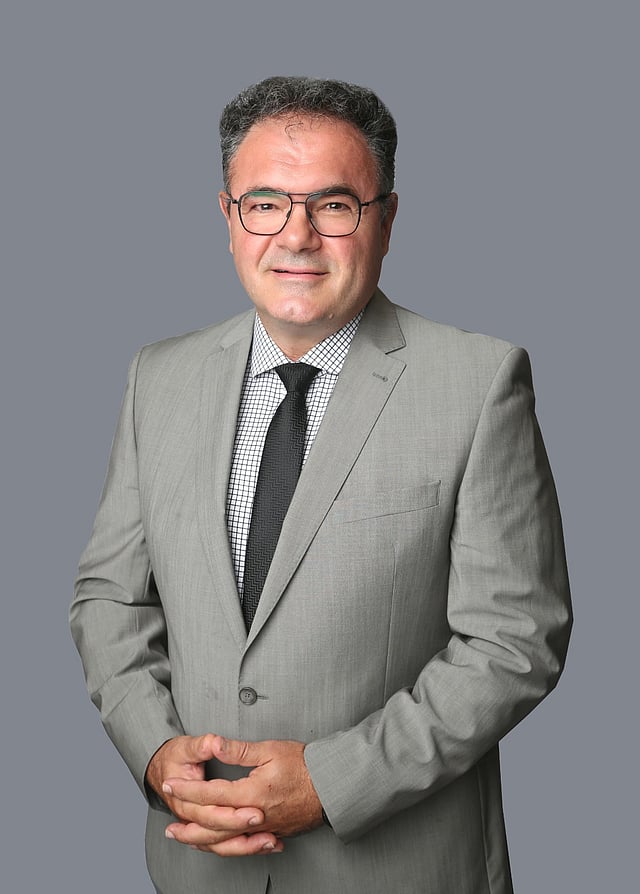 Stress in challenging times: Why fidgeting increases and posture suffers—UAE experts explain how to fix it