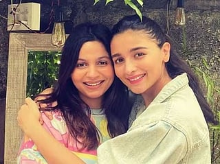 Shaheen Bhatt marks a new chapter with Ishaan Mehra in a cute engagement reveal