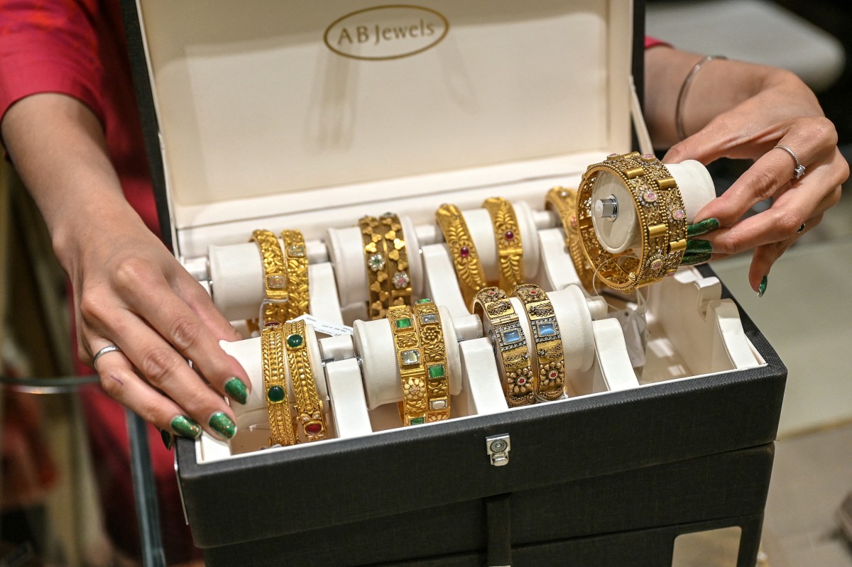 Gold buyers are moving away from jewellery and buying this instead