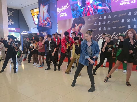 Dubai residents dancing to 'Beat it' by Michael Jackson