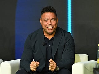 Brazilian former player Ronaldo Nazario visits Abu Dhabi and signs agreement to become ambassador of Aldar Properties