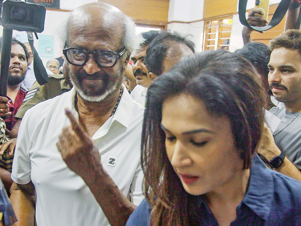 Superstar Rajinikanth and his daughter Soundarya.