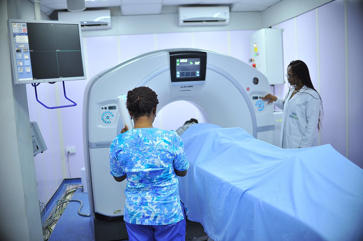 UAE exempts 6 healthcare roles from experience requirement