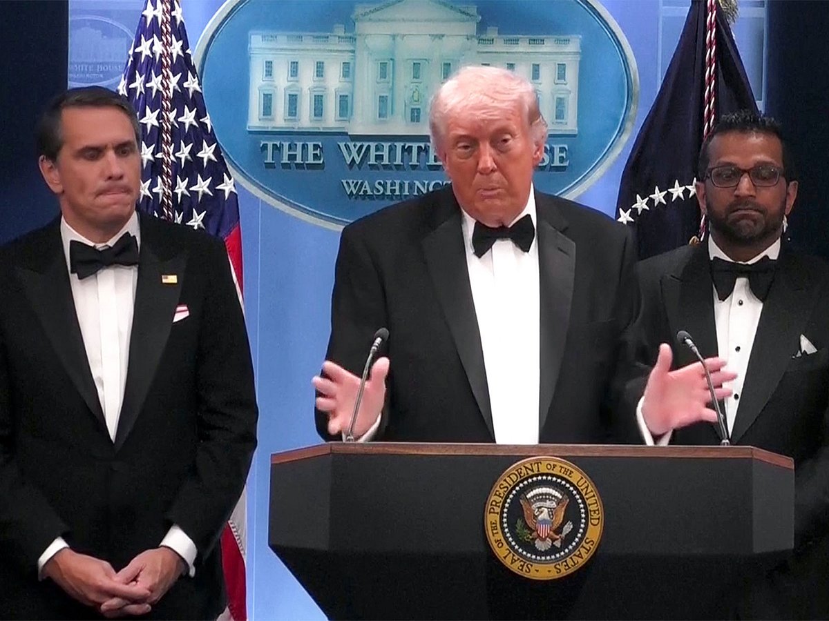 Трамп заявляет о "антихристианском" мотиве стрельбы на ужине корреспондентов — MIRAD Group news