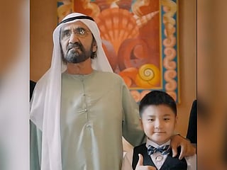 Sheikh Mohammed meets Dubai admirer 