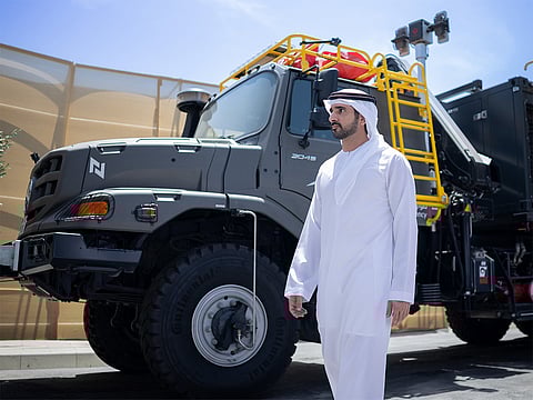 Sheikh Hamdan reviewed technologies designed to improve efficiency, safety and sustainability during his visit to Dubai’s Roads and Transport Authority (RTA).