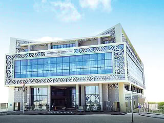 UAE workers to get better housing, free Wi-Fi & clinics