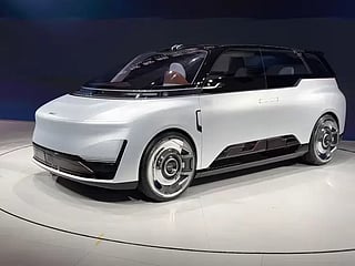 Robotaxis, AI hybrids and more: Geely means business 