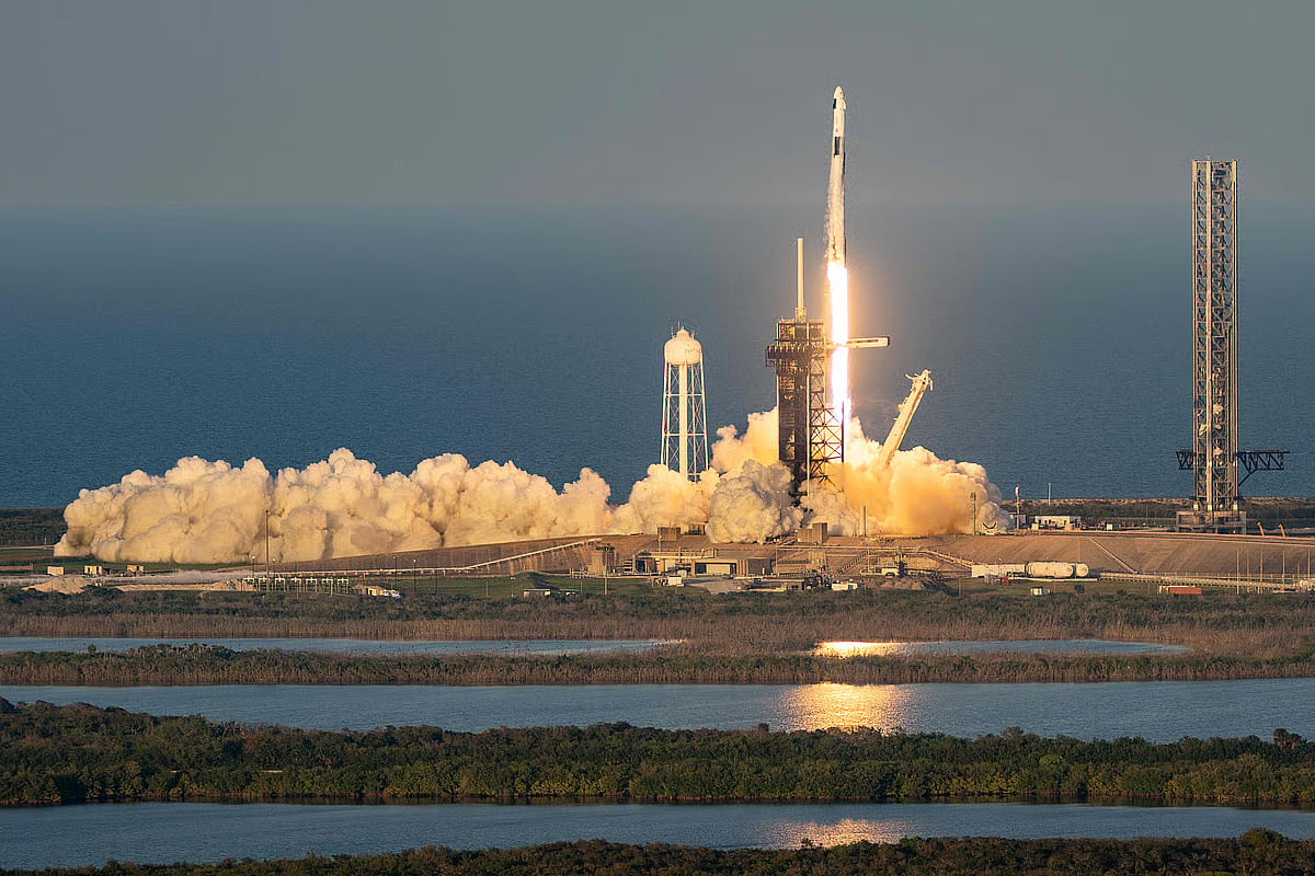The UAE continues to advance its presence in the global space sector through a series of scientific and technological projects.