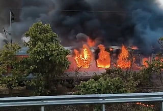 Massive fire on Delhi-bound Rajdhani Express in Kota; all passengers rescued