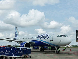 IndiGo passengers stranded in dark, sweltering cabin