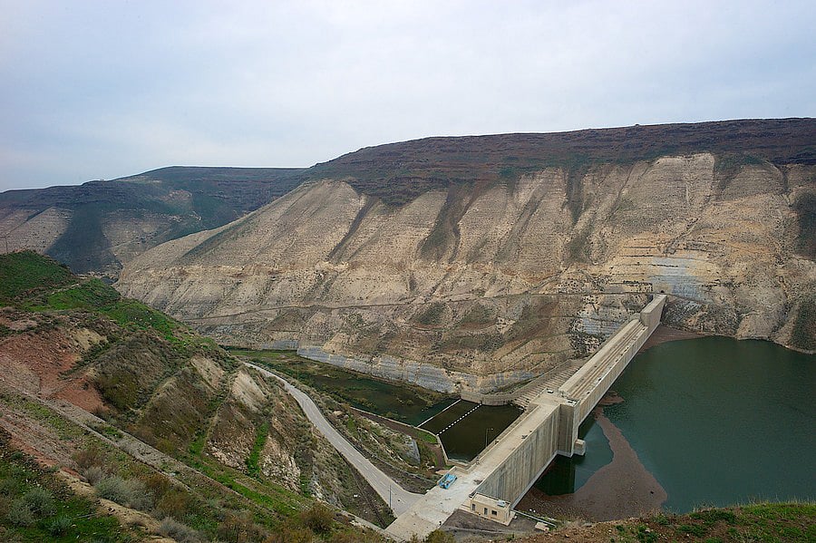 In the water sector, the Kufranja Dam is considered one of the key projects supported by the Fund.  The rock-fill dam stands 80 metres high with a storage capacity of 7 million cubic metres, including 4 million cubic metres allocated for agricultural use, enabling the development of an additional 6,000 dunums and increasing agricultural production.