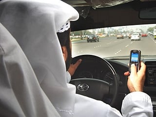 Police advised motorists to send congratulatory messages either before beginning their journey or after stopping safely, in line with efforts to enhance road safety across the emirate.