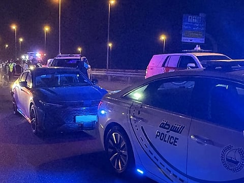 Driver falls asleep at Dubai junction while intoxicated