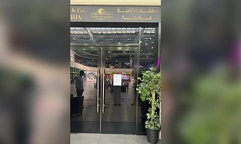 The closure decision followed the café’s repeated violations of food safety regulations and its failure to rectify  them.
