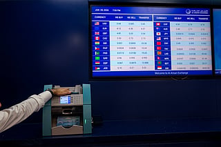 Planning on remitting Indian rupee, Pakistan rupee or Philippine peso? Here’s how you can take advantage of remittance-beneficial rates and when.