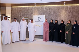 Dhahi Khalfan leads AI healthcare meeting at Dubai hospital