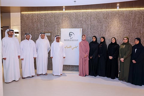 Dhahi Khalfan leads AI healthcare meeting at Dubai hospital