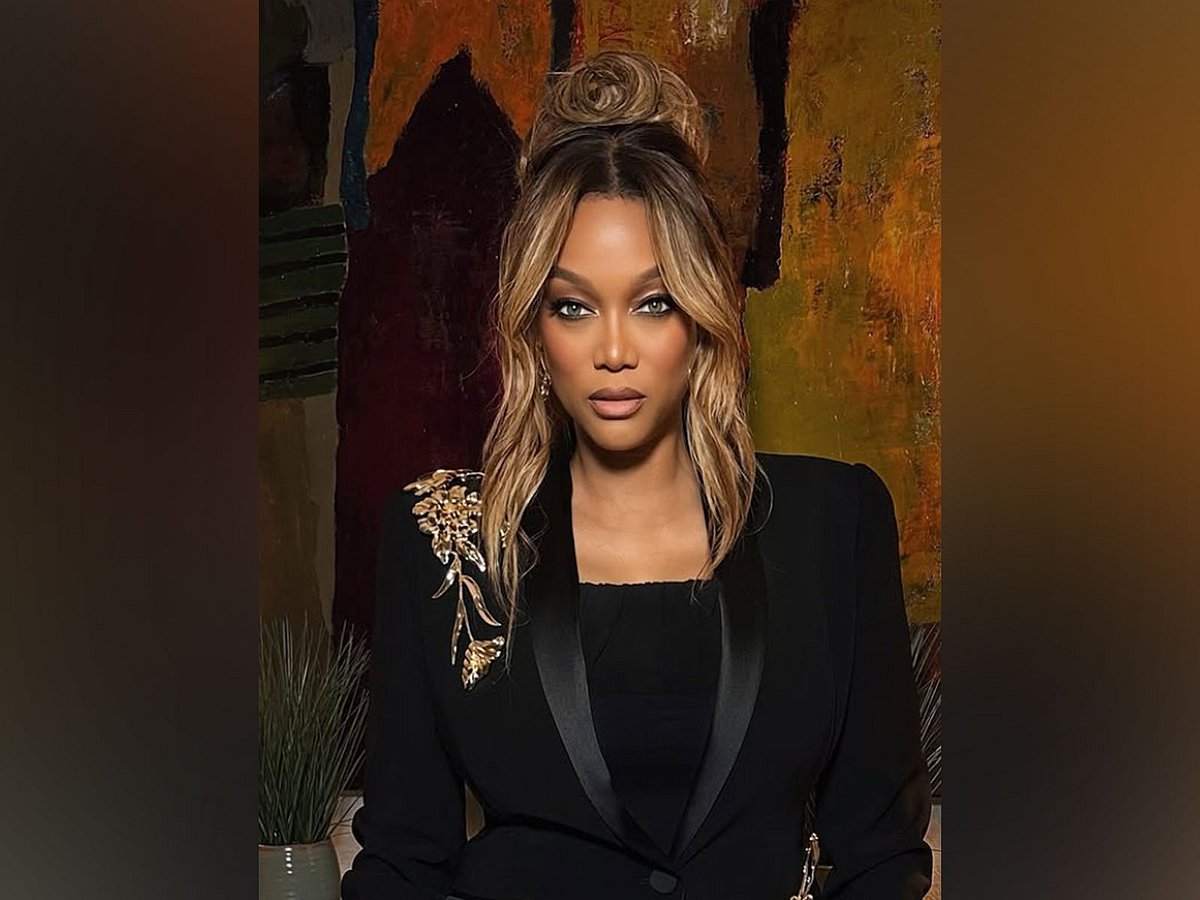 Model and TV personality Tyra Banks 