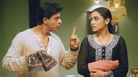 Shah Rukh Khan and Rani Mukerji in Chalte Chalte. 