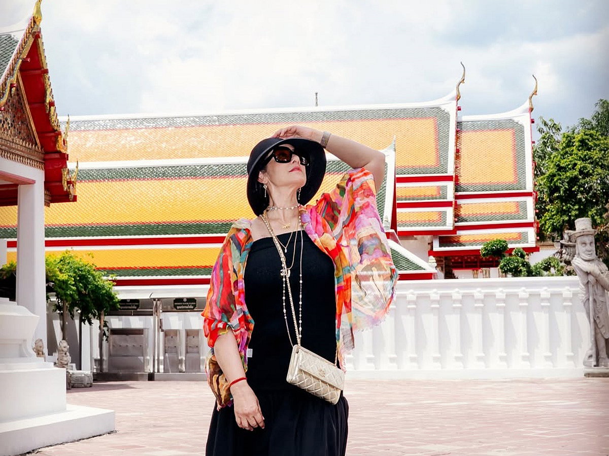 Manisha Koirala at the Reclining Buddha temple in Bangkok, Thailand.