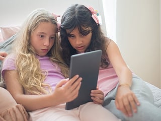 What UAE doctors say on social media ban for under-15s