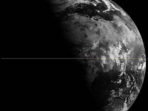 The Sun will be directly overhead at the Tropic of Cancer during the solstice, resulting in virtually no shadow at noon in areas along the line of direct solar alignment. 