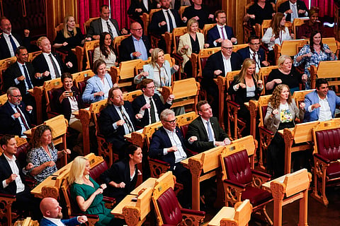 Norway's parliament breaks out in rowing chant to support football team