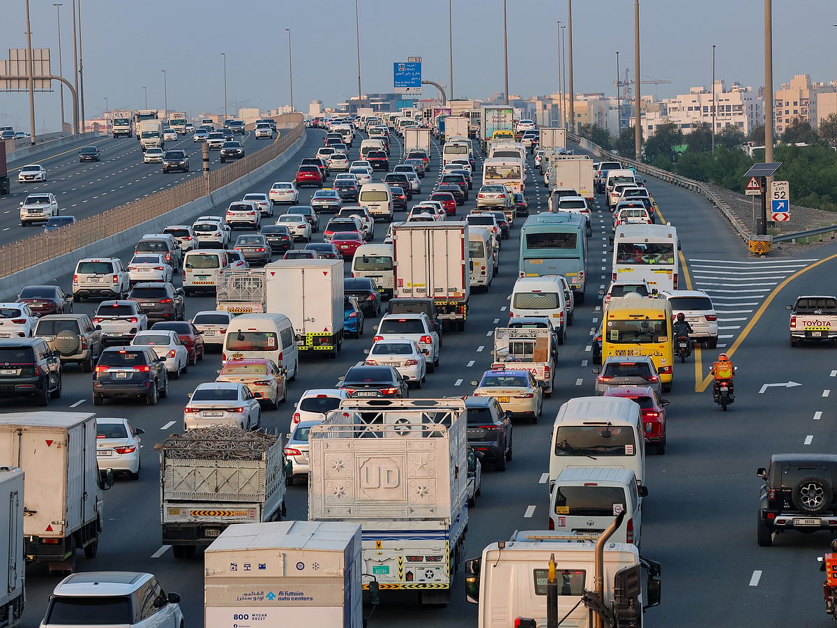 Dubai-Sharjah traffic Dubaisharjahtraffic