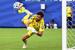 Cape Verde's goalkeeper #01 Vozinha eyes the ball as he dives during the 2026 World Cup round of 32 football match between Argentina and Cape Verde at the Miami Stadium in Miami Gardens on July 3, 2026.
