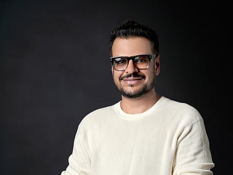 Shabbir Mithaiwala launched his glass factory under the name Glass R US Industries. 